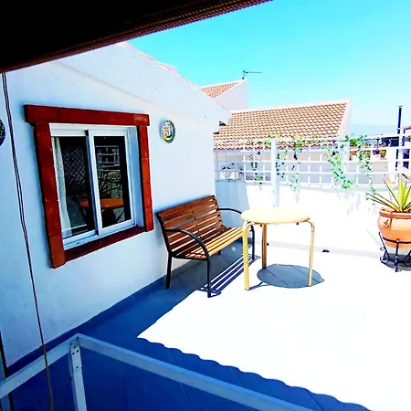 Сasa de vacaciones Red House *